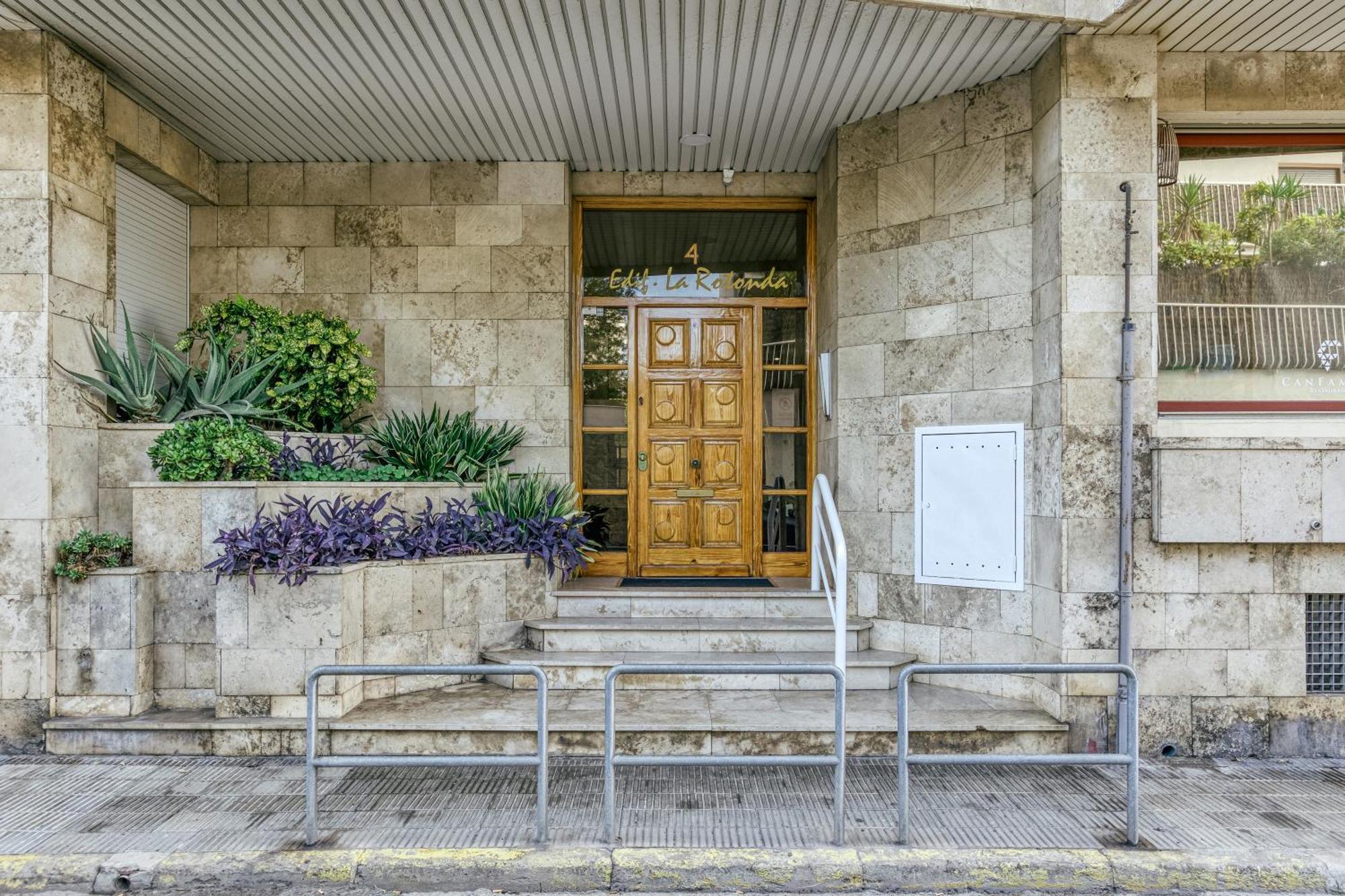 Carrer Del Mar Apartment Palamos Bagian luar foto